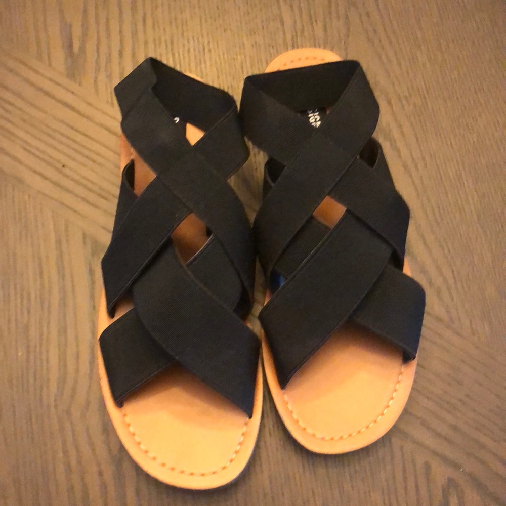 Design lab lord & Taylor size 7.5 black sandals